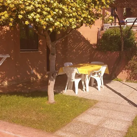 アパートホテル Caffarena アルバタクス