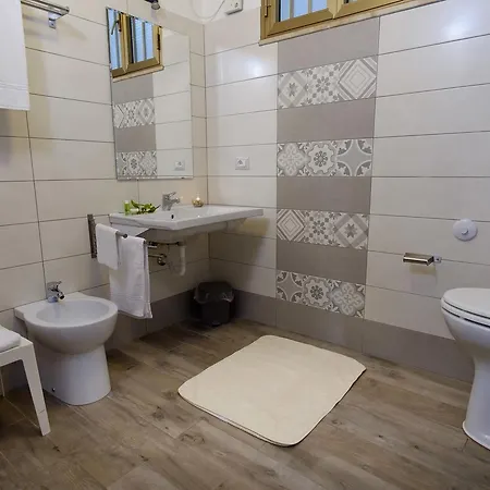 アパートホテル Caffarena アルバタクス