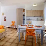 מלון דירות Caffarena 4*