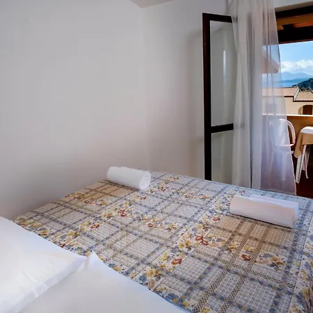 Aparthotel Caffarena 3*