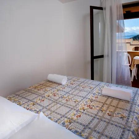 Aparthotel Caffarena 4*
