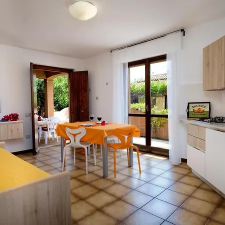 Caffarena Aparthotel Àrbatax