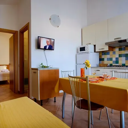 Caffarena Aparthotel 3*