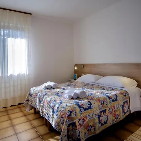 Aparthotel Caffarena 3*