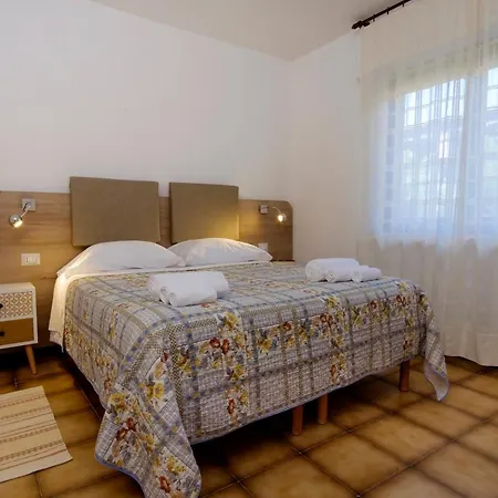 Aparthotel Caffarena 3*